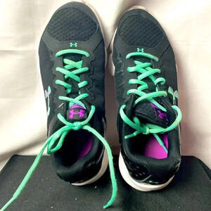 UNDER ARMOUR ASSERT 6 YOUTH SIZE 5.5 BLACK PURPLE SEAFOAM GREEN SNEAKERS CLEAN